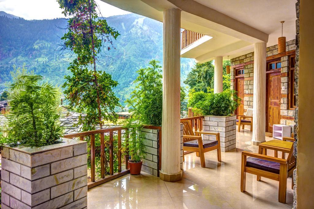 ホテル Himalayan Country House Manāli エクステリア 写真